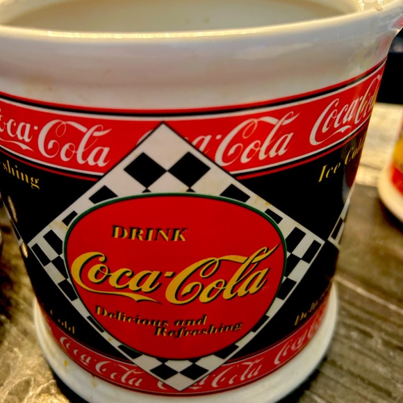 VINTAGE SET 1995 - 3 COCA COLA KITCHEN CANISTERS RACE CAR LOGO - Picture 2 of 14